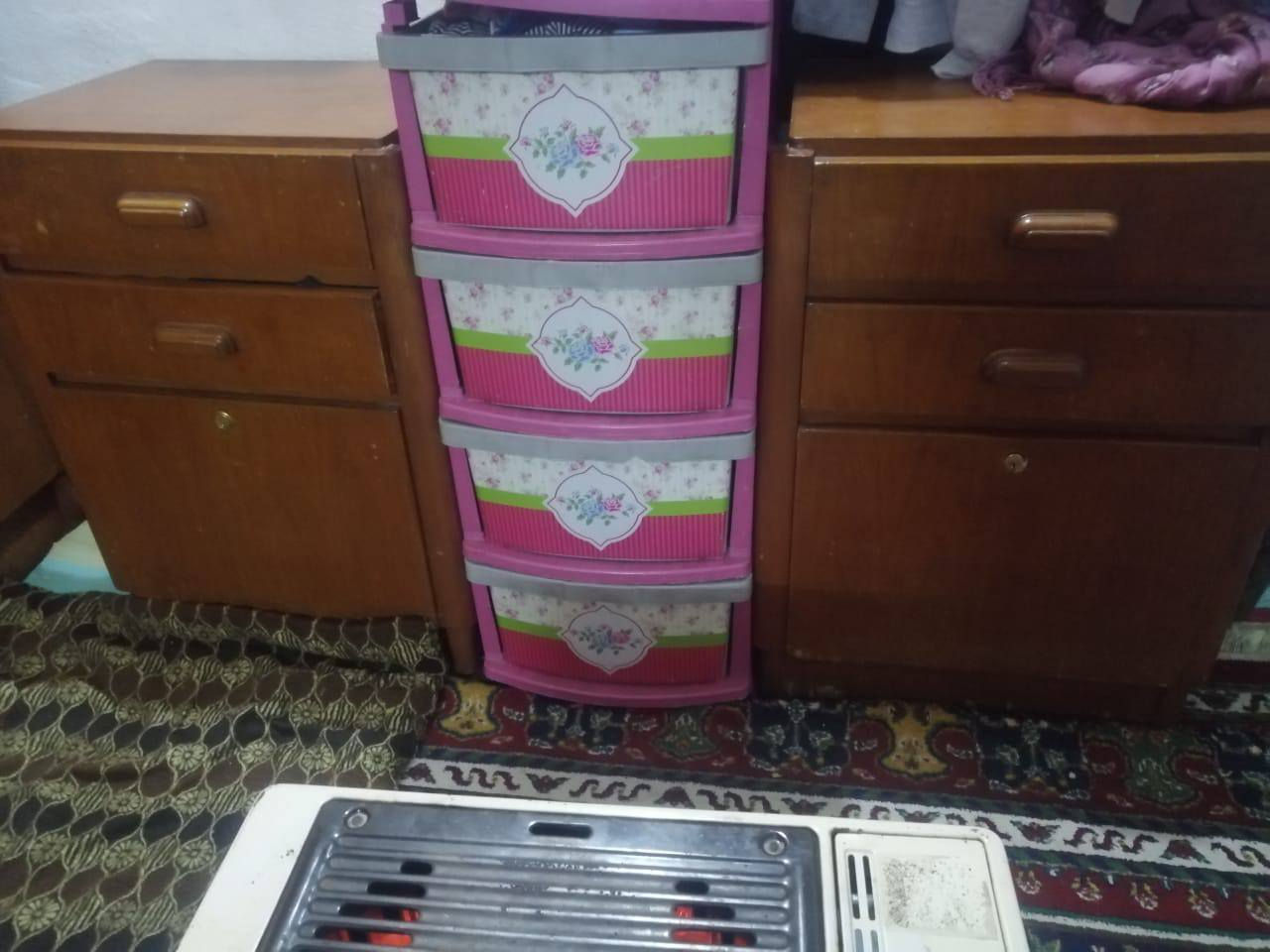 السلام عليكم غرفة نظيفة خشب صاج عراقي شغل ثقيل السعر الاتصال على الرقم ***********
***********
