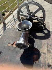 مثرامة فلافل • بدون ماطور • حجم 22