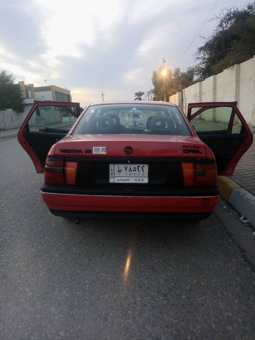 فكترا حجم 18 گير اوتو  موديل 1992
مشروع وطني سياره نضيفه حيل گير ومحرك شرط دفتر بانزين بيه 