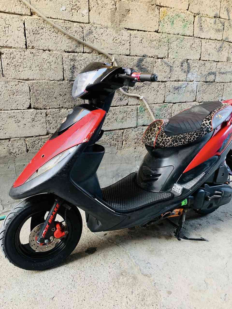 السلام عليكم ماكس عدله بلاديه مراوس بجبلي
مختمه من طول لطول ويه المكينه ختم واحد 
كلها شقاله من طول لطول بيها دبل ابو الهوه 
وشيال رياضي وقبق فلاوين نفس ألون دراجه ناعمه
سلف هندر كله شقال كهربائيات منفيسها مال رمبه موجود


**إذا كنت صاحب هذا الإعلان وتريد حذفه لأي سبب، رجاءا أرسل رسالة إلى الدعم الفني**