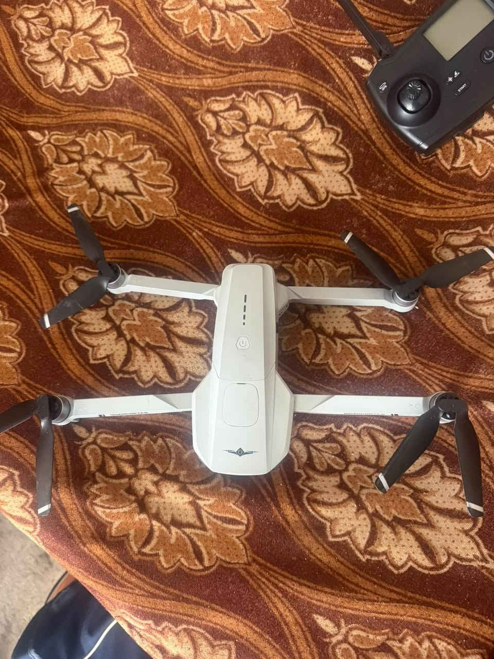 75 وبيها مجال
مكاني بغداد الغدير ***********
+964 782 625 6671 واتساب
