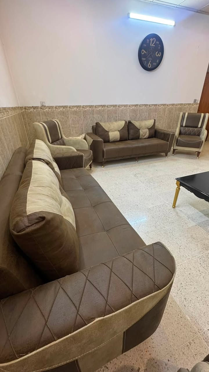 تخم درجة اولى تركي
12 مقعد نظيف سعره 500 
📍العنوان اربيل 

رقم الهاتف ***********
