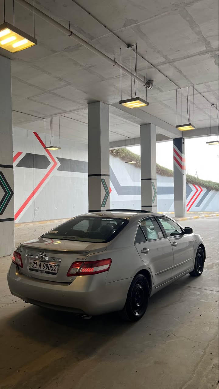 تۆیۆتا کامری 2011 Glx خلیجی
فول مواسەفات( سلایت - پەردە - ناو فۆرمیگا - کوشنی سایەق کارەبا - حاسەی پێش و دوا - کامێرا )
یەک پەلە بۆیاخ لە سندوق 
مەکینە بەشی سەرەوە کراوەتەوە بە شەرت 
کەم کردن و بوخار و سەوتی دیجیتالی نییە
١٦٧ هەزار کیلۆمەتر حقیقی ڕۆیشتووە 
٢ سویچ بیلادی ماوە سەیارەکە زۆر تازە و پاک ماوەتەوە 
(ویلە بیلادیەکانی ماوە)
سەنەوی بە ناوی خۆمەوەیە ٢٠٢٧ بەسەرئەچێت

0770 360 1013
*********** السليمانية, العراق
