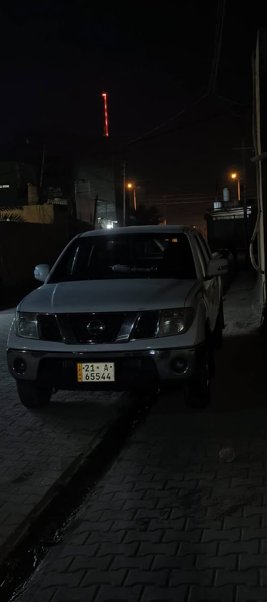 السلام عليكم للبيع نيفاره 2011 سياره حلوه مكينه وكير عل فحص رقم سليمانيه الجديد تراي وين ماتريد سياره جديده دواخل جديده تبريد تدفئ السعر 105 وبيه مجال للستفسار اكثر اتصل عله هاذه رقمي *********** عنواني نجف
