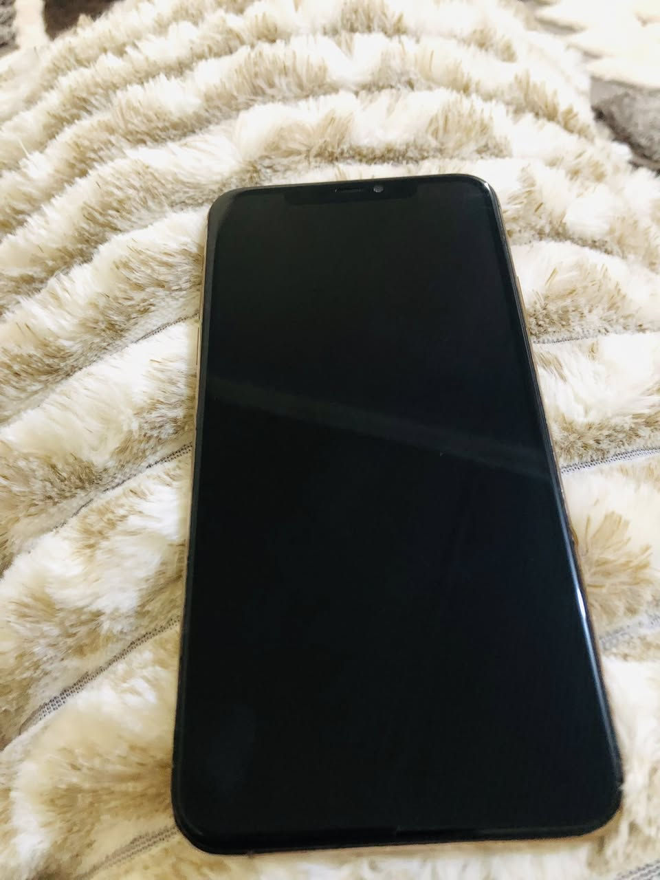 ايفون 11 برو ماكس ذاكره 256 للبيع فقط شاشه مبدله أصليه نضافه فول سعر خاص الموشراي لا يكسر بالسعر رجاء سعر 275 شراي تعال خاص


**إذا كنت صاحب هذا الإعلان وتريد حذفه لأي سبب، رجاءا أرسل رسالة إلى الدعم الفني**