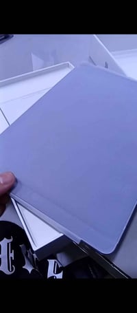 ايباد ٩ • ٦٤ • ملحقات
