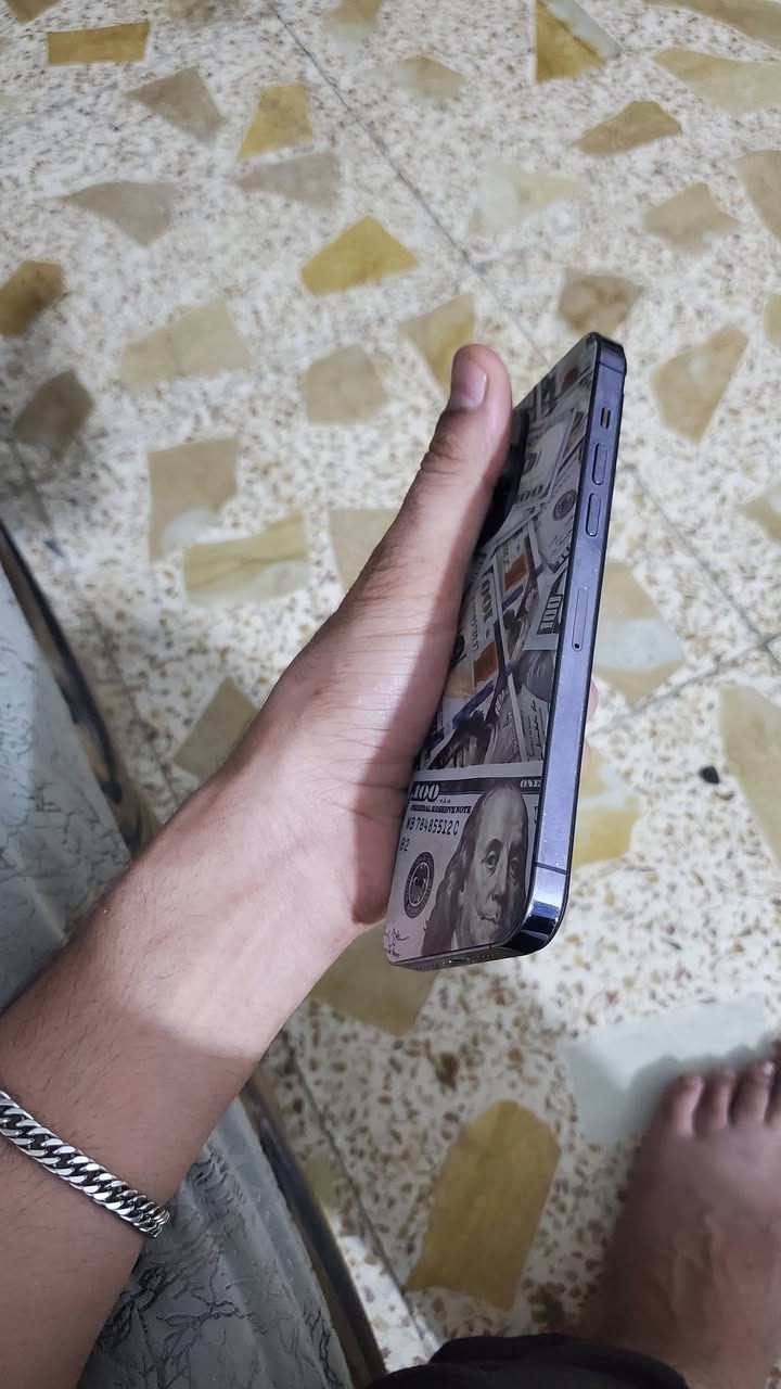 📱 ايفون 14 برو ماكس للبيع 📱
✅ الكامرات فول وتصور صور تخبل
✅ التكنيك فول
✅ البطارية 90%
✅ الشحن ممتاز
✅ جميع الوظائف شغالة 100%
ℹ️ الملاحظات:
*#الشاشة مبدلة (متوسطة وبيها فطر زغير بلحافه سوده جوه ميبين  لا تعليك لا تشكيل شرط لمس فول )
*#الظهر مكسر ومغلف لباقي كله كفول 
بغداد مدينة الصدر ***********
