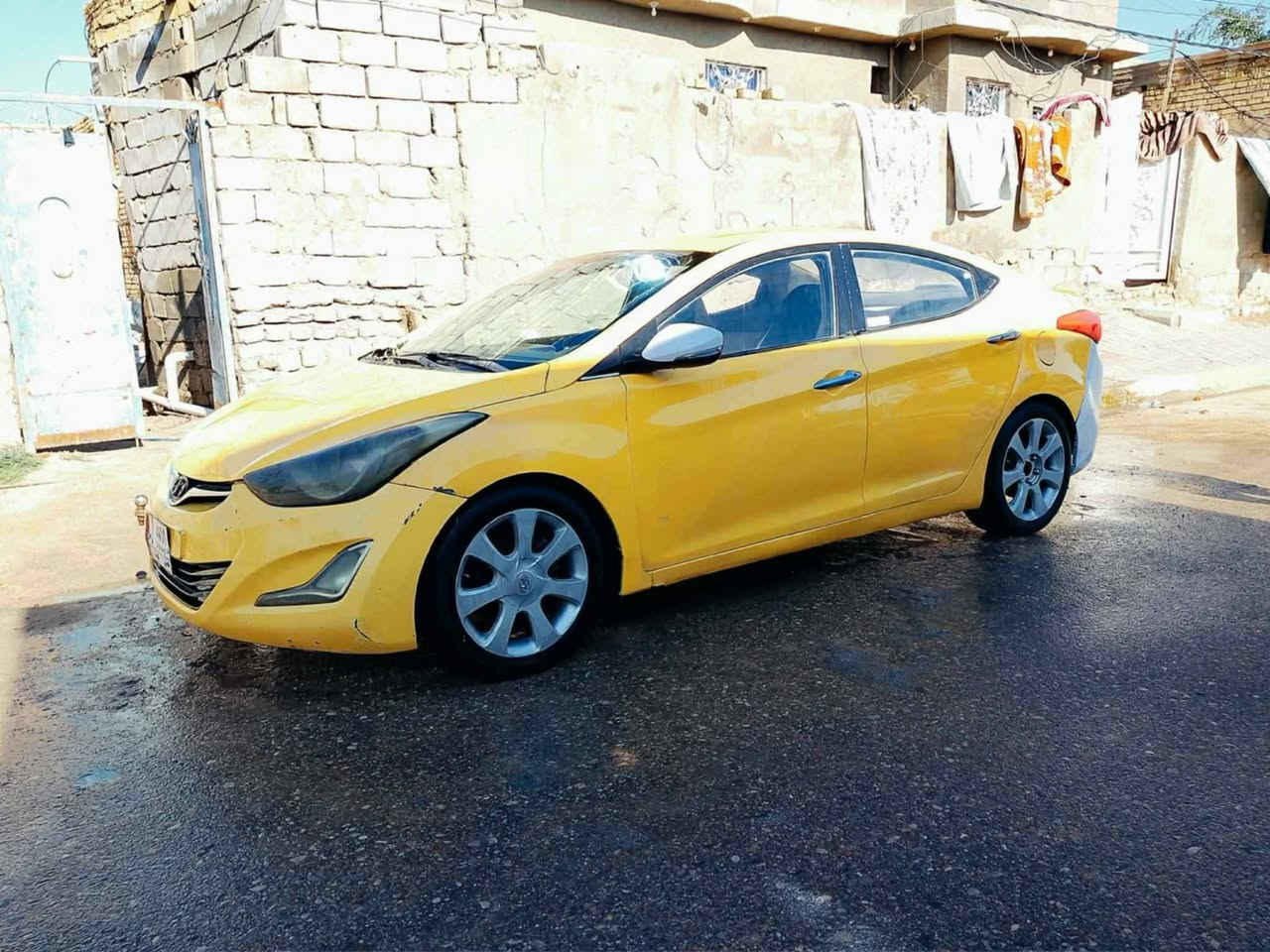 السلام عليكم النترا موديل.  2012 خليجي سنويه جديده مصفره من كلشي جاهزه من كلشي مكان سماوه تحويل مباشر سياره مكفول من العيب الشرعي تجي وتفحص سعر مراوس بأقل اوبترا افيو محتاج فرق 76 وبيه مجال بسيط ***********
