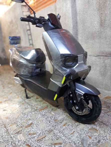 السلام عليكم دراجه شحن ٦ بطاريات دبل الدراجه جديده الله شاهد عليه ما صالي ٤ اشهر من اشتريته  السعر 800 وبيه مجال بسيط هذه رقمي *********** مكاني بغداد الطالبيه
