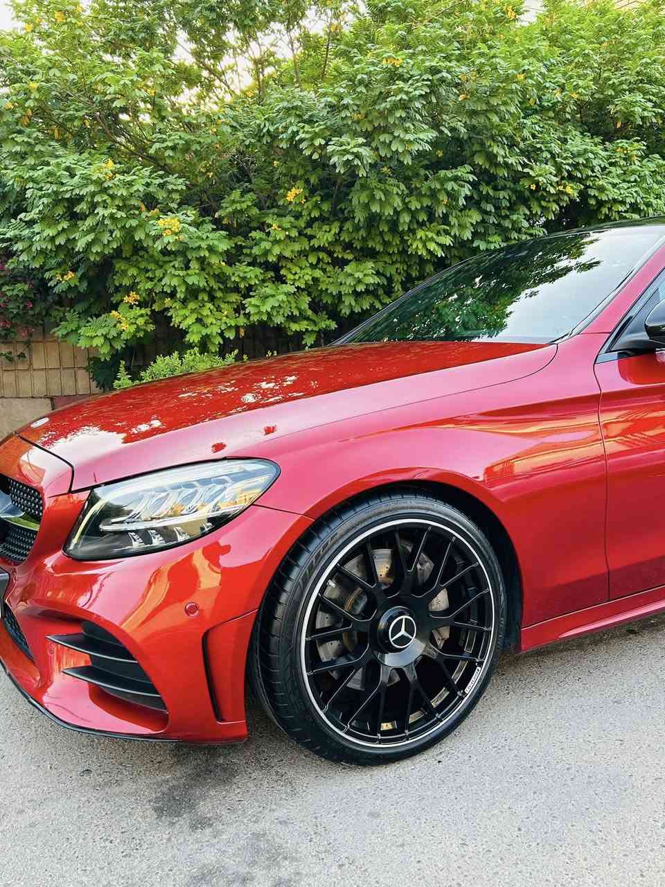 Mercedes C300 amg 2019
بانوراما 
ديجيتل 
شاشة كبيرة 
دبل موس 
داخل 64 لون 
لايتات داينمك 8 عدسات 
كراسي كهرباء 4 وضعيات 
كرسي السائق يفتر ويه الستيرن 
رادار امامي وخلفي وجوانب 
حساسات امامية وخلفية 
 
السيارة وارد الماني ضمان 2 بصمات 
جيدة كلش كير محرك مكفول من الفتح ومن كلشي 

رقم شيمالي 
مكان السيارة بغداد الكرخ 

للاستفسار 
***********
