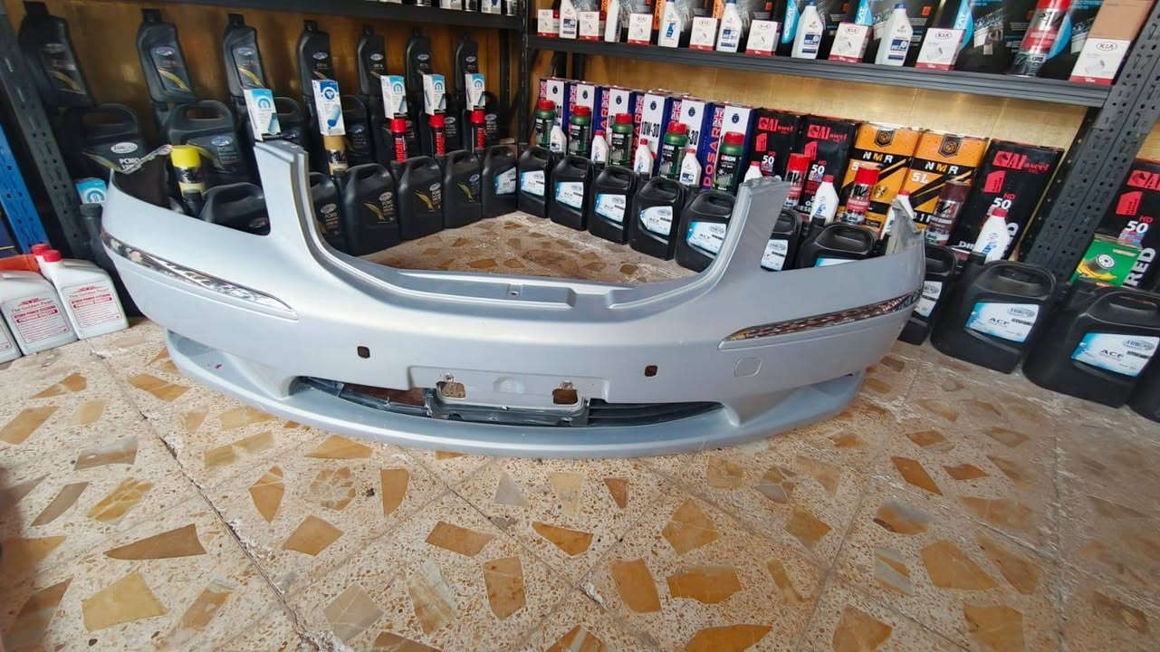 السلام عليك 
دعاميه ماجستا 2004 أمامي للبيع 
لون بحري. مال كصه نضيفه مع البلاجكتورات والجباك 
للاستفسار  ***********
