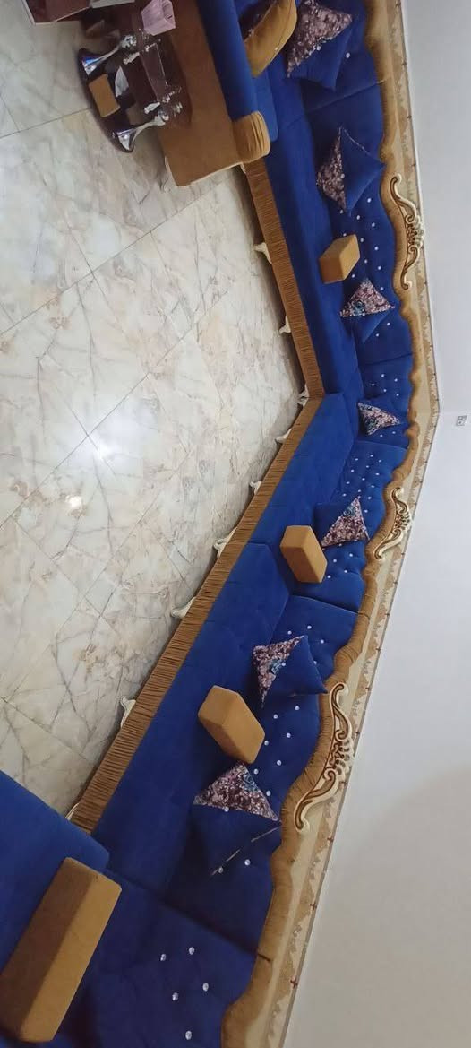 متاح تخم وجلسه
استخدام نضيف باقي التفاصيل خاص-***********
