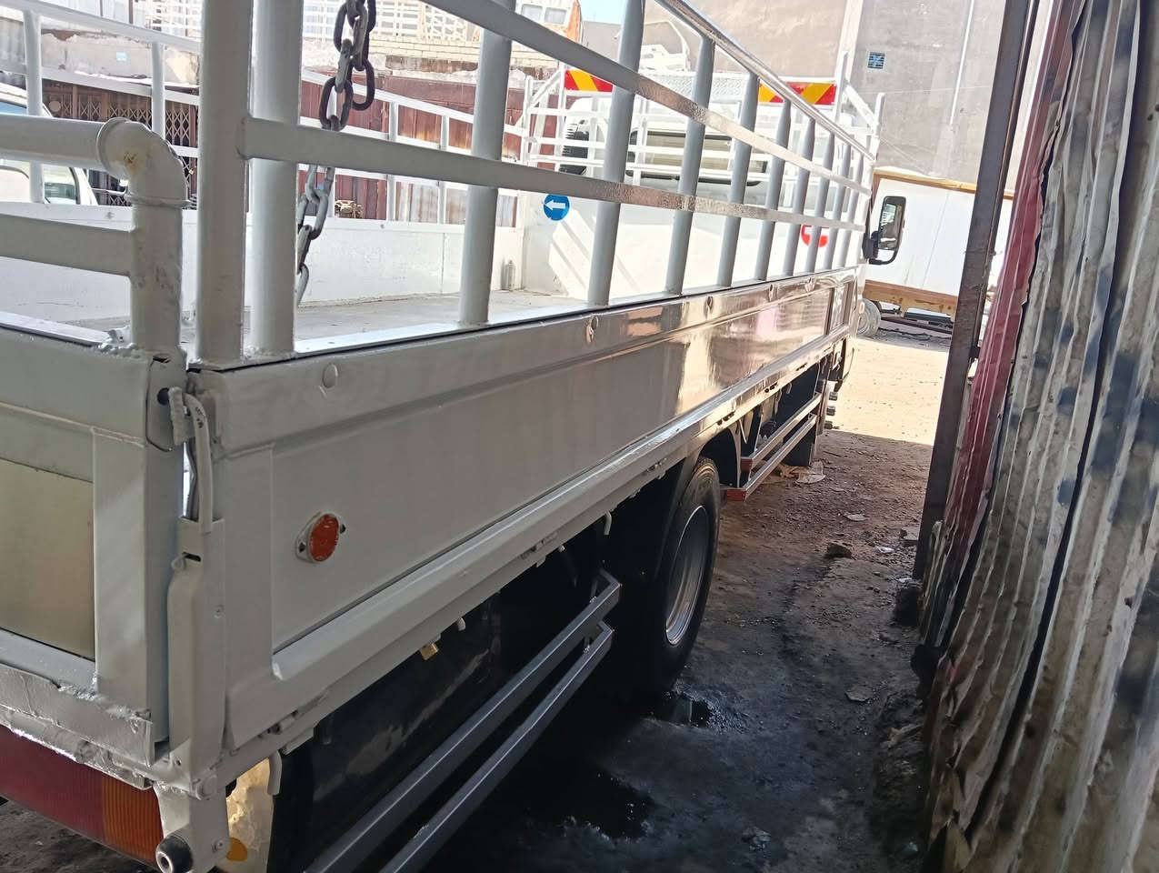 سلام عليكم كنتر للبيع طول 5 متر موديل 13باسمي رقم بابل انكليزي عنوان بغداد ملاحظة البدي مصبوغ سعر $200 بي مجال موبايل ***********
***********
