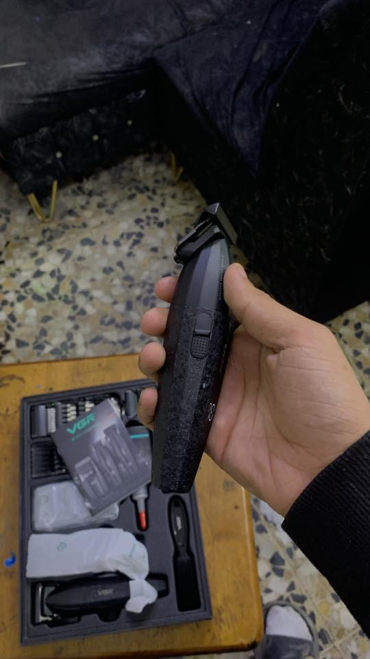 السلام عليكم عندي هذن المكاين البيع طقم كامل نوعيه VGRوشاء القدر واحتاجيت مشتريهن ب150الف الاتصال  وومشتغل بيهن بس ع كد الفحص***********
