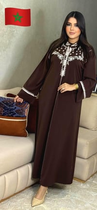 قفطان أنيق • ثوب كريب • الدار البيضاء
