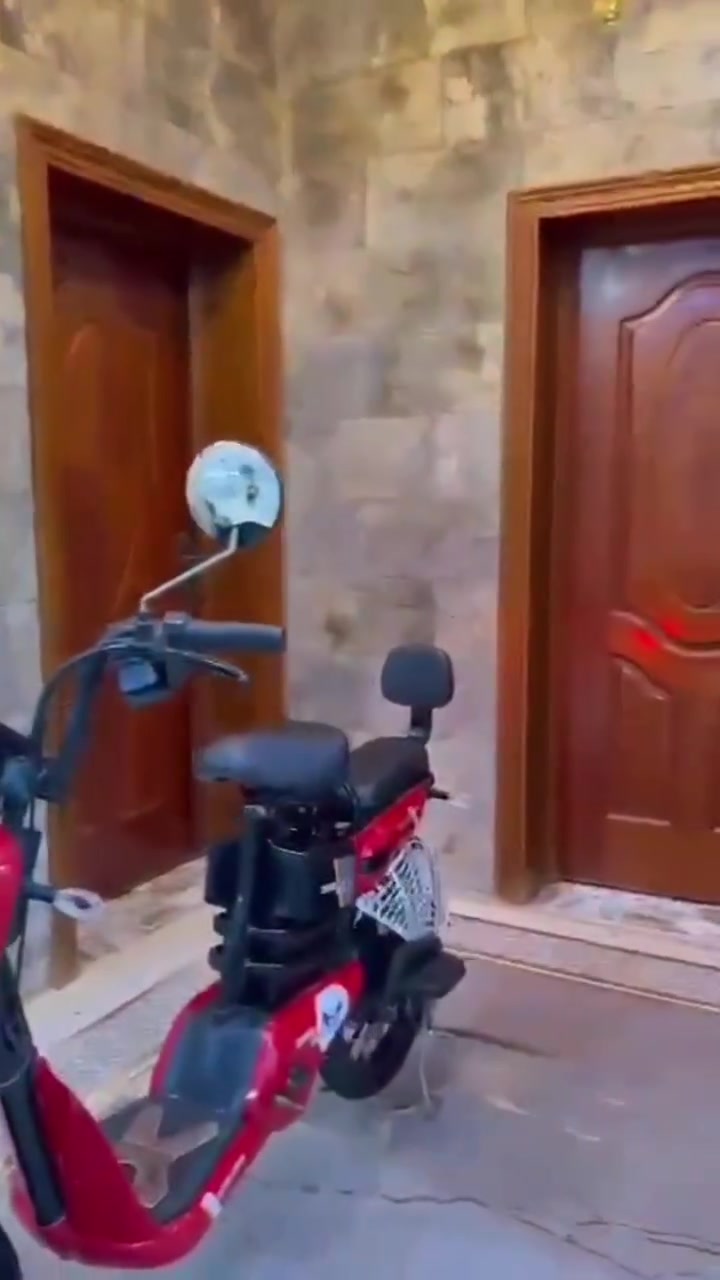 السلام عليكم 
دراجه شحن موديل 2024 للبيع كامل ملحقاته عدد البطاريات 4 بس اشويه ضعفن
 فول مواصفات الدراجه نضيفه شخط واحد ما بيهه...... 
عنواني : سماوه 
السعر : خاص


**إذا كنت صاحب هذا الإعلان وتريد حذفه لأي سبب، رجاءا أرسل رسالة إلى الدعم الفني**