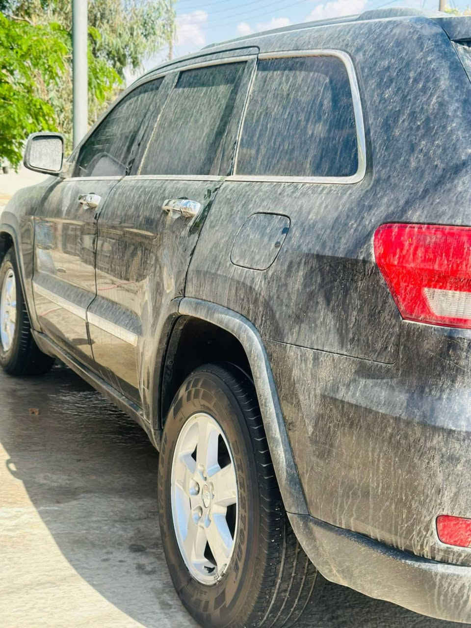 جيب لاريدو للبيع موديل 2011
سليمانيه ارقام جديده سياره نضيفه 
سياره كلين فقط بارد قليل جدآ 
السعر ١٨٠ 
***********
