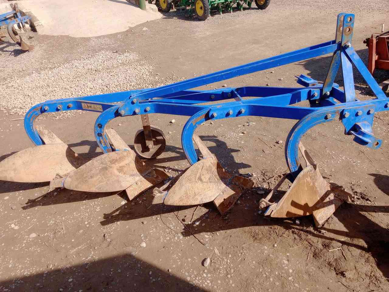 چوار گاسنی  فاو بۆ فرۆشتنت حجم 14 مودیل 2023  زۆر خاوێنە و زۆر کم شۆلی کردوە رقم ***********   ***********
