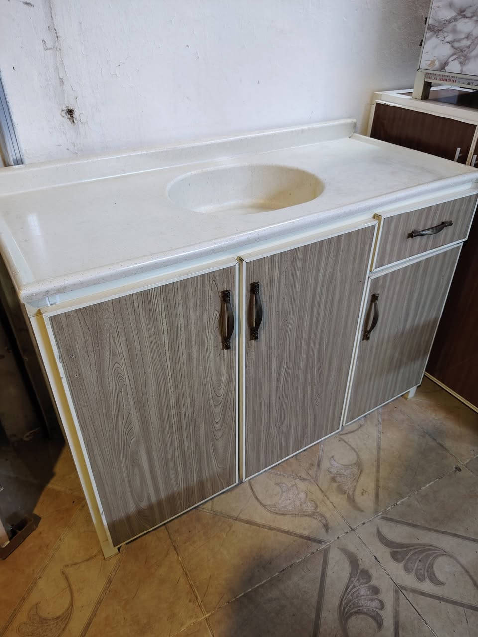 اغراض مستعملة للبيع
***********
***********
