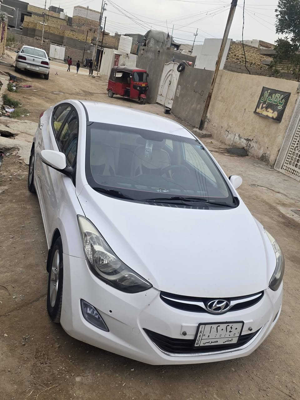 السلام عليكم انتره خليجي الموديل 2014.موكينه 1600 مكفوله حداديه تخم تاير تبريد سياره جاهزه علا اخر حبايه 
سياره مكفوله من عيب الشرعي والوصوليات والصبق

رقم الهاتف ***********, العنوان ذيقار الرفاعي
