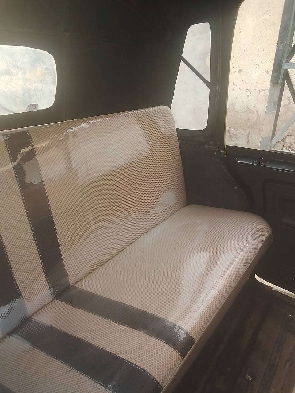 السلام عليكم تي في اس أوراق موديل 21 مكينه مفتوحة مره وحده البدي بيه طخات راجعه علبارد السعر 4900. بصره حي الحسين. ***********
