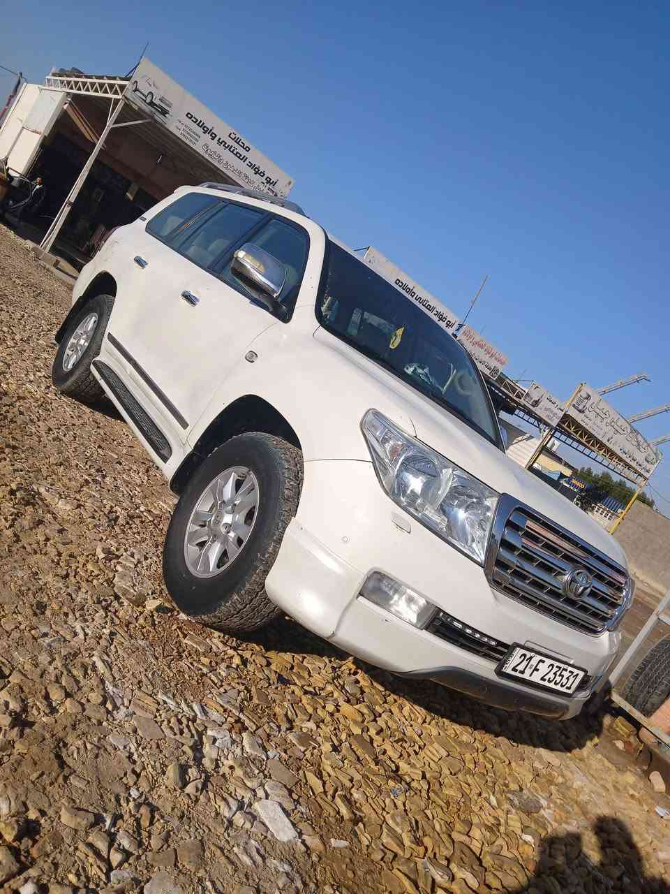 السلام عليكم 
الاندكروز اللبيع ستينية.2011 محرك/6 الاستفسار ***********
