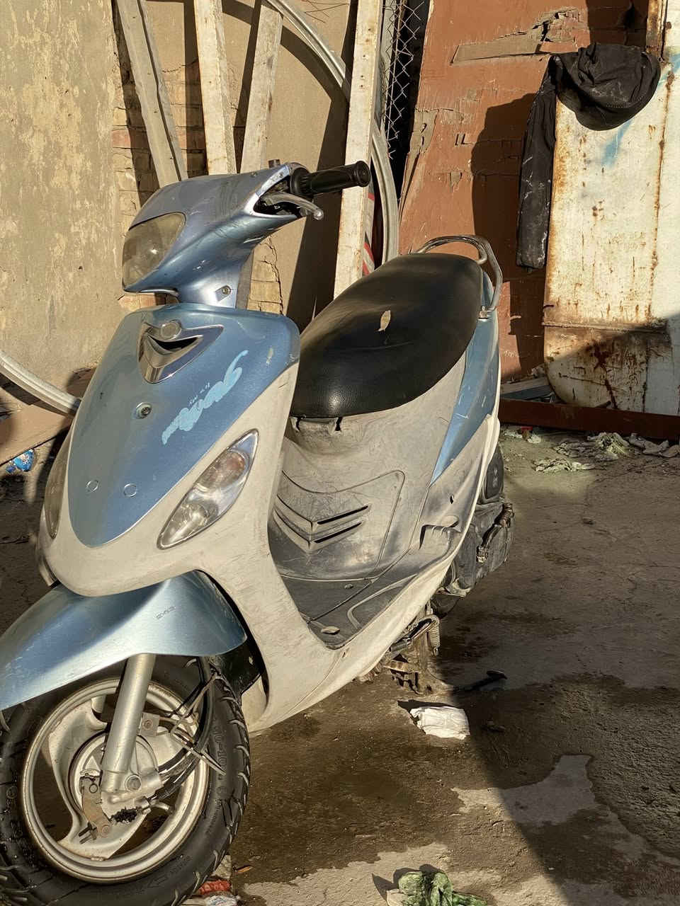 سلام عليكم ماكس منغولي بلاديه للبيع 550 بغداد الامين 
***********
