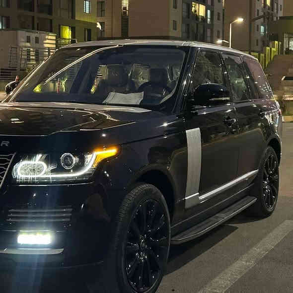 رانج روفر  موديل ـ 2017
رقم بغداد مكفوله كفاله عامه 
وكالة الماني ضمان
‎بدي وميكانيك كلش نضيفات 
‎المحرك ـ 8  سلندر سوبر جارج
‎قمارة شامواه 
‎مسند خلفي كهرباء 
‎دوسات شفط 
‎ابواب شفط 
‎كامرات 
‎رادار 
‎مساج 
‎فول مواصفات ‎
مكفوله كفاله عامه ونضافه ١٠٠/١٠٠
ماشيه 75 
‎رقم بغداد انكليزي بسمي تحويل مباشر
‎مكان سياره بغداد حي العامل

الاستفسار على رقم (***********)
