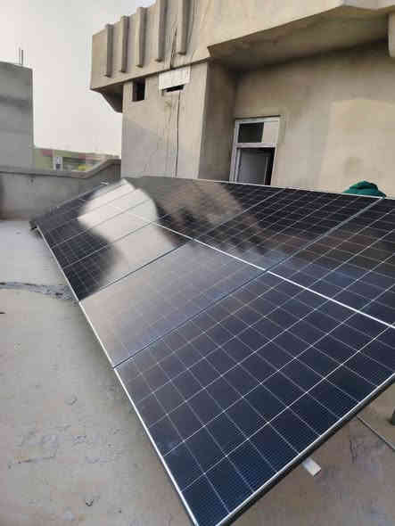 الموقع: اسديرة وسطى
منظومة منزلية
حجم المنظومة =15نهاري&15ليلي
مكونات المنظومة -
🔸 بطارية ليثيوم 15 كيلو شركة gogo power 
                    ضمان خمس سنوات 
🔸 7 لوح شمسي  بقدرة 620 واط شركة ميدل بور 
                    ضمان عشر سنوات 
🔸 انڤيرتر  شركة  Top Electric AHحجم 6كيلو      ضمان سنه واحده 

مع الربط والتنصيب وملحقاتها كاملة باجود انواع الحديد المغلون المضاد للماء والرطوبة وسراكت وجوزات ووايرات نحاس اردنية اصلية 

للحجز والاستفسار الاتصال بنا: ‏‪***********‬‏
او زيارة موقع الشركة في: الشرقاط - اسديرة عليا
