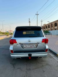 لاندكروزر • ٢٠١٤ • سفوان
