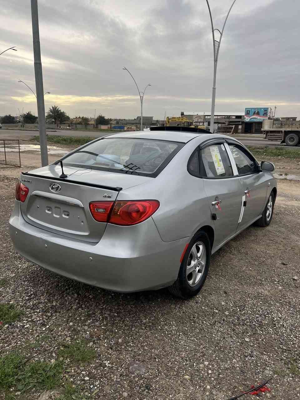 السلام عليكم للبيع دخول جديد افانتي موديل 2009  
محرك 16 شرط  كير اوتو شرط دكشن عالي بلادي السياره جديده لارصعه ولاا شخط موصفاتها حساسات خلفيه تبريد بيانو  أضاء بل مري صدر جديد طبه تخم تاير جديد  كشنات جلد تدفئه بل كشنات مري شفط  اربع دسك كشن سايق جكات تحكم ستيرن ويل 15 اصلي  السياره جديده بمعنئ الكلمهاحلا من الصور شرط تراي وكشر زيررو.    السعر 43 وبيها مجال 
مكان السياره تكريت لاستفسار ***********
