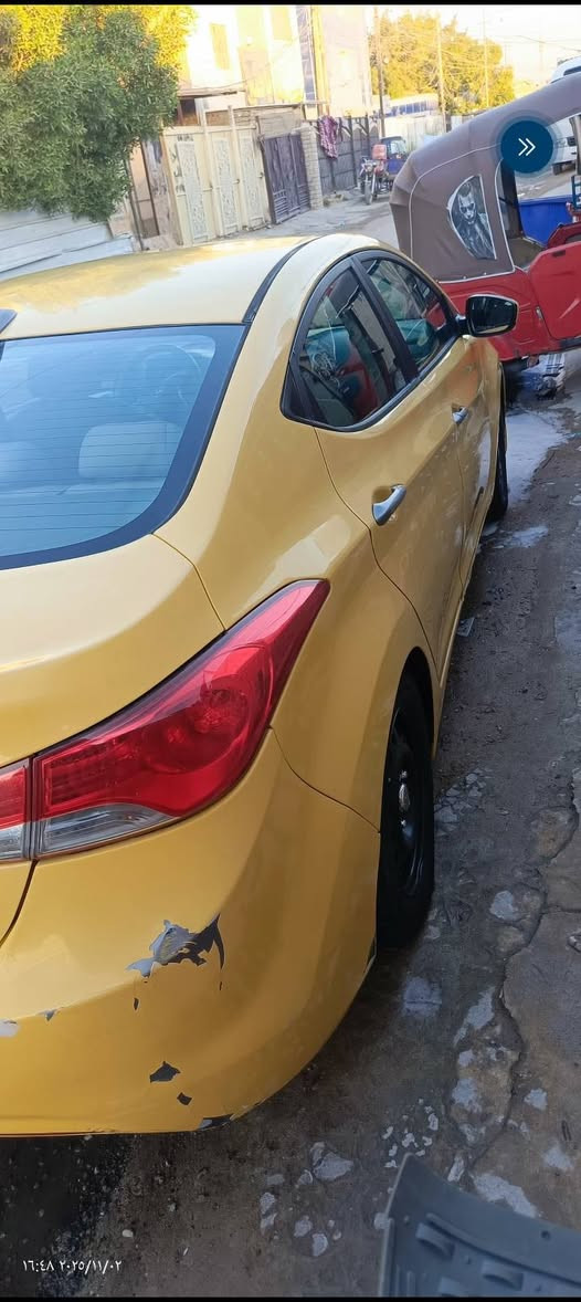 سلام عليكم هونداي النترا موديل 12 أمريكية حادث مثل ما موضح بصوره بيه جاملغ امامي بغداد محرك كير صدر تخم تاير تبريد جاهزه للبيع فقط استفسار اتصل *********** السعر 89 بيه مجال بسيط جدا العلوان كفات السيديه وبلعافيه عله ياخذه ملاحضه السياره مصبوغه صبغه تانيه بغداد, العراق
