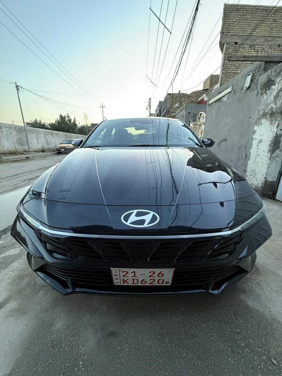 النترا موديل 2024
دخول جديد صارلها يوم 
لون اسود 
حادثها 
باب خلفي جهة سايق مبدل اصلي أمريكي نفس ألون 
وباب السايق بي صبغ شبرين تقريب 
وبنيد وجاملغ جهة سايق 
مبدل 
وتعمير درجه أوله كلها اصلي حته دعامية اصليه 
مكفولة من شاصي و لغد 
وهاذ رقم الشاصي KMHLM4DG6RU807544
رقم الاستفسار ***********
