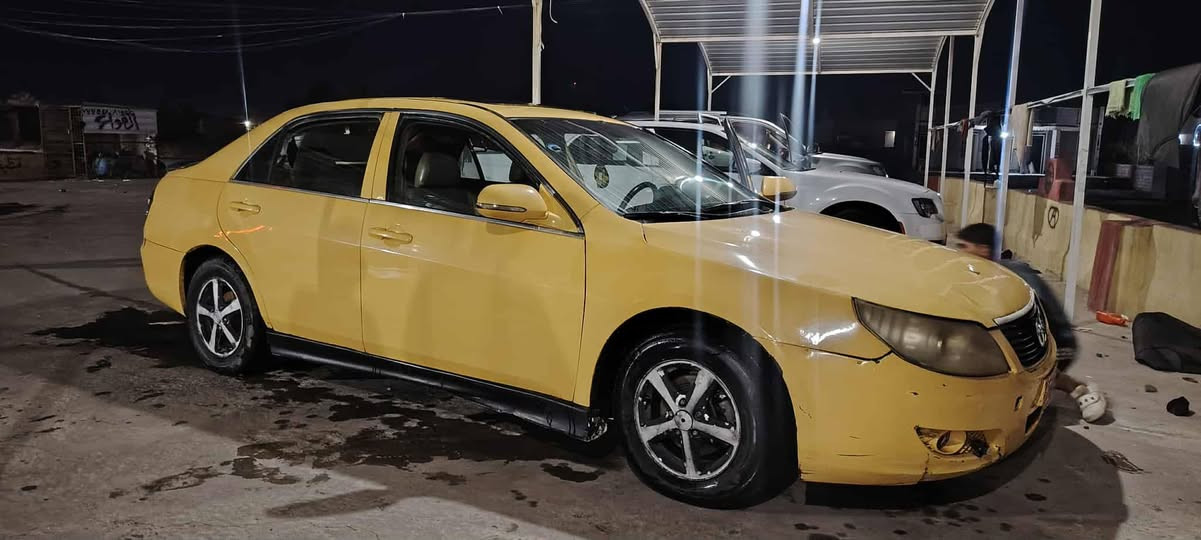 السلام عليكم 
بيع او مراس
بي واي دي   محرك شرط گير عادي  رقم بغداد وكالة وتحويل  
السعر 28
الهاتف 
***********
