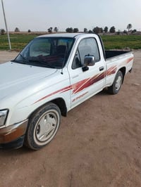 هايلوكس • ٢٠٠٤ • محرك وكير مكفول