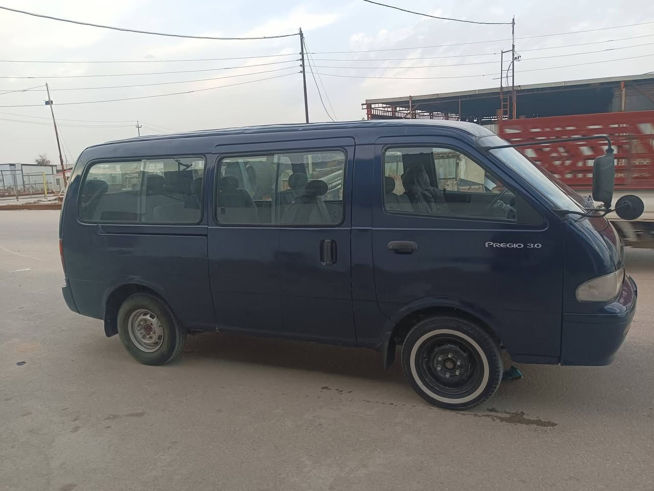 سلام عليكم للبيع كيه بريجوه موديل 96 السياره مصفره هيه ومرور سنويه 30 السياره خير م̷ـــِْن الله سعر 65وبيه مجال حك الجيه رقم ***********
