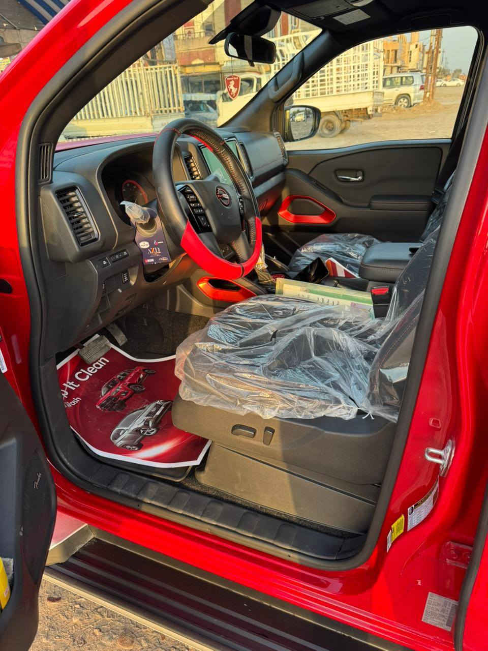 السلام وعليكم  
سياره.     نيسان فونتيره موديل.  2024
حادث فقط سرقه بنيد وجاملغ
مكينه ٦سلندر  ٣٨٠٠ تنفس طبيعي يعني بانزين عادي
تتفهة تبريد شغال
ماشيه ١٧ ميل 
فول مواصفات ما عده الفتحه
السياره كامله من كلشي 
رقم الشمالي اربيل مرقمه معفي من الضربه 

مكان السياره بغداد العامريه 
السعر ٢٤٠
***********
