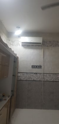 حجي حسن الأولى • ٢٠٠م • غرفتين