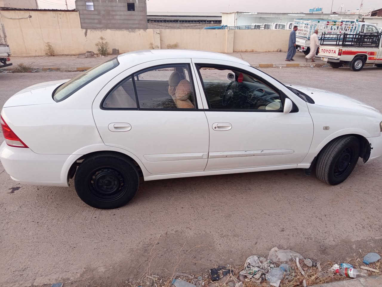سني 2008  رقم بغداد  سنويه ورقم جديد  محرك كير تبريد شرط  بس باب السائق صبغ وتعديلين بارد السعر  80 بيها مجال  م***********
