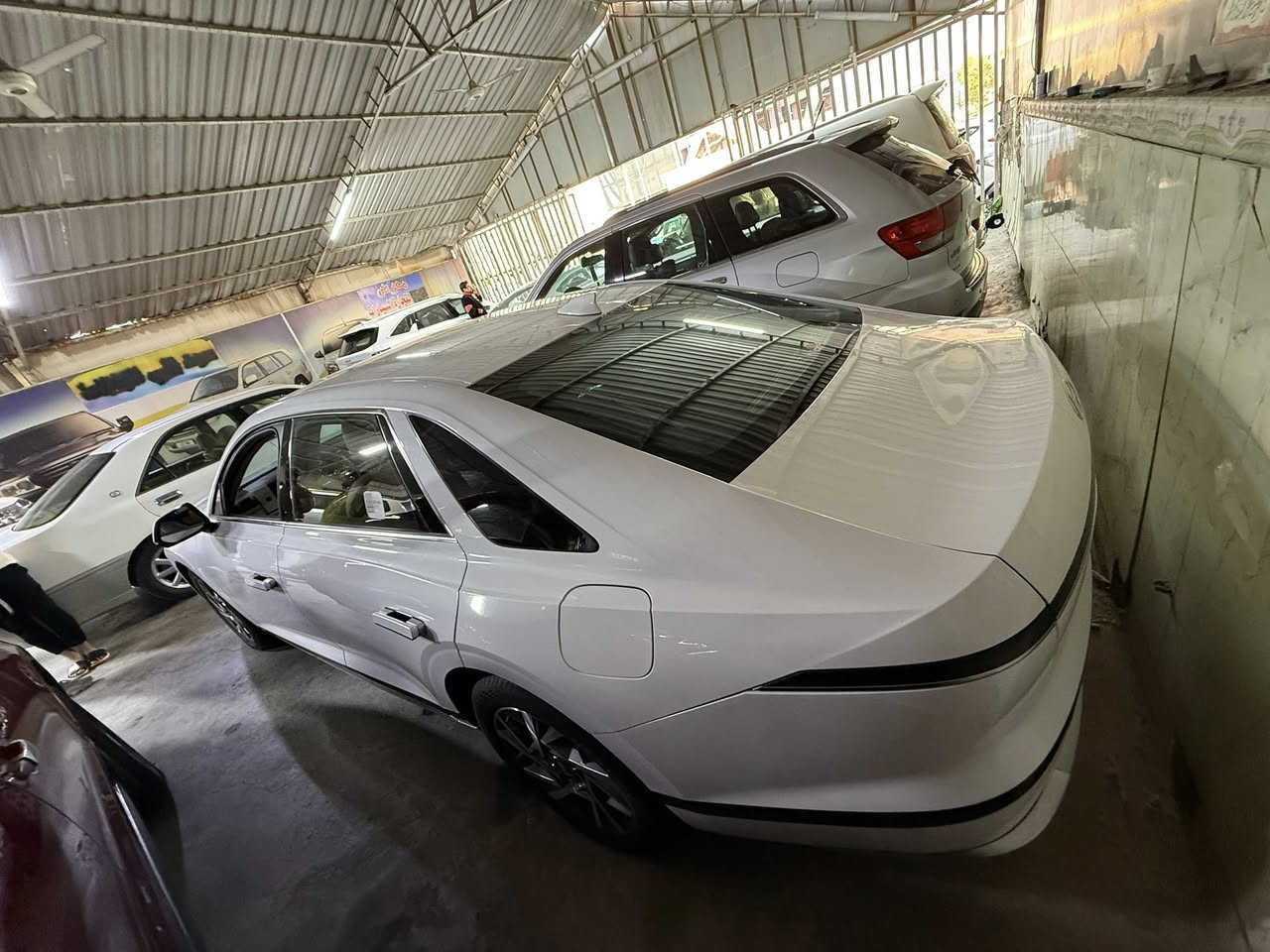 هونداي كراندير ازيرا مرقم بغداد 
موديل 2024
ماشيه 5000 زيرو 
هواي بيهه موصفات
وارد كوري جاملغ خلفي فقط راجع بلادي 
سعة المحرك 1600 تيربو بانزين هايبرد
تحكم بل بصمه تقديم السياره ورجوعهه
كير رياضي شفات ستيرن تحكم استيرن كهربائي + تدفئه ستيرن
المقود - جنطه كهربه
عرض كامرات بالدشبول -
عند الاشاره يمين او يسار تحكم متعدد في وضعيات -
القيادة- دخول ذكي
تشغيل عن بعد -
شاحن موبايل لاسلكي -
مرايات كهربائية- اشاره -
بالمرايات
مثبت سرعه -
مقاعد جلد
تبريد وتدفئه المقاعد -
الامامية
مقاعد السائق والراكب -
كهربة
حساسات أمامية وخلفية - محيطيه
كاميرا محيطية 360 درجة -
كشافات ضياب- أضم1 -
‏LED المن
برده خلفيه- رادارات -
360
تحديد مسار -
نظام النقاط العميا -
حساس تاير -
السعر 245
حجم الويل 19 -

للاستفسار اكثر الخاص مفتوح


**إذا كنت صاحب هذا الإعلان وتريد حذفه لأي سبب، رجاءا أرسل رسالة إلى الدعم الفني**