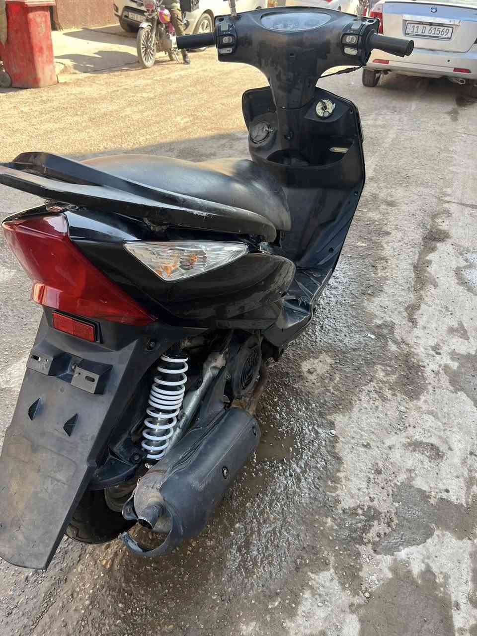 ثعلب البيع دراجه كله بلاديه مابيه اي نقص  مكينه ناعمه كفراته بلاديه مكاني الدولعي رقم ***********
