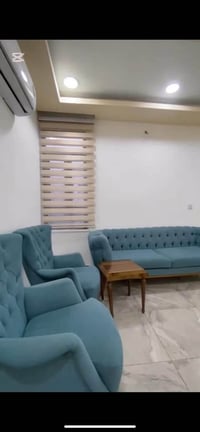 🔴 شقة مؤثثة للايجار طابق اول  غرفة نوم واحدة وبالكون وصالة معزولة ومطب...