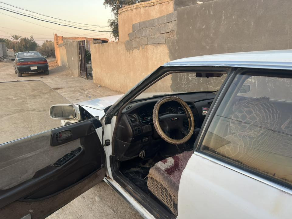 السلام عليكم مارك مسطره للبيع رقم واسط مشروع وطني مكينه وكير ونجي خير من الله تبريد شغال السعر 40 وبيها مجال مكان السياره واسط الموفقيه 
***********
