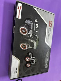 سيارة • قطع حديد • قطع غيار