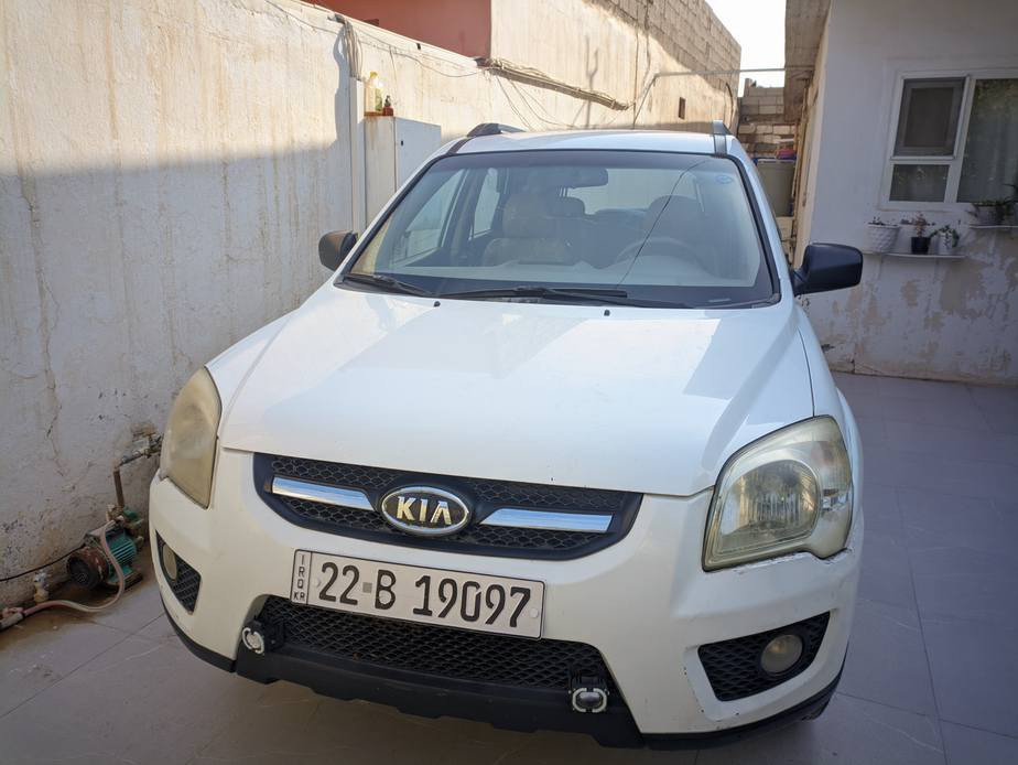 سلام عليكم سبورتج موديل 2009 مكينتها 20دوش السياره مابيها اي ضرر  بس بل صندوق اكو اربع رصعات سعرها 121ورقه للأستفسار *********** كركوك, العراق
