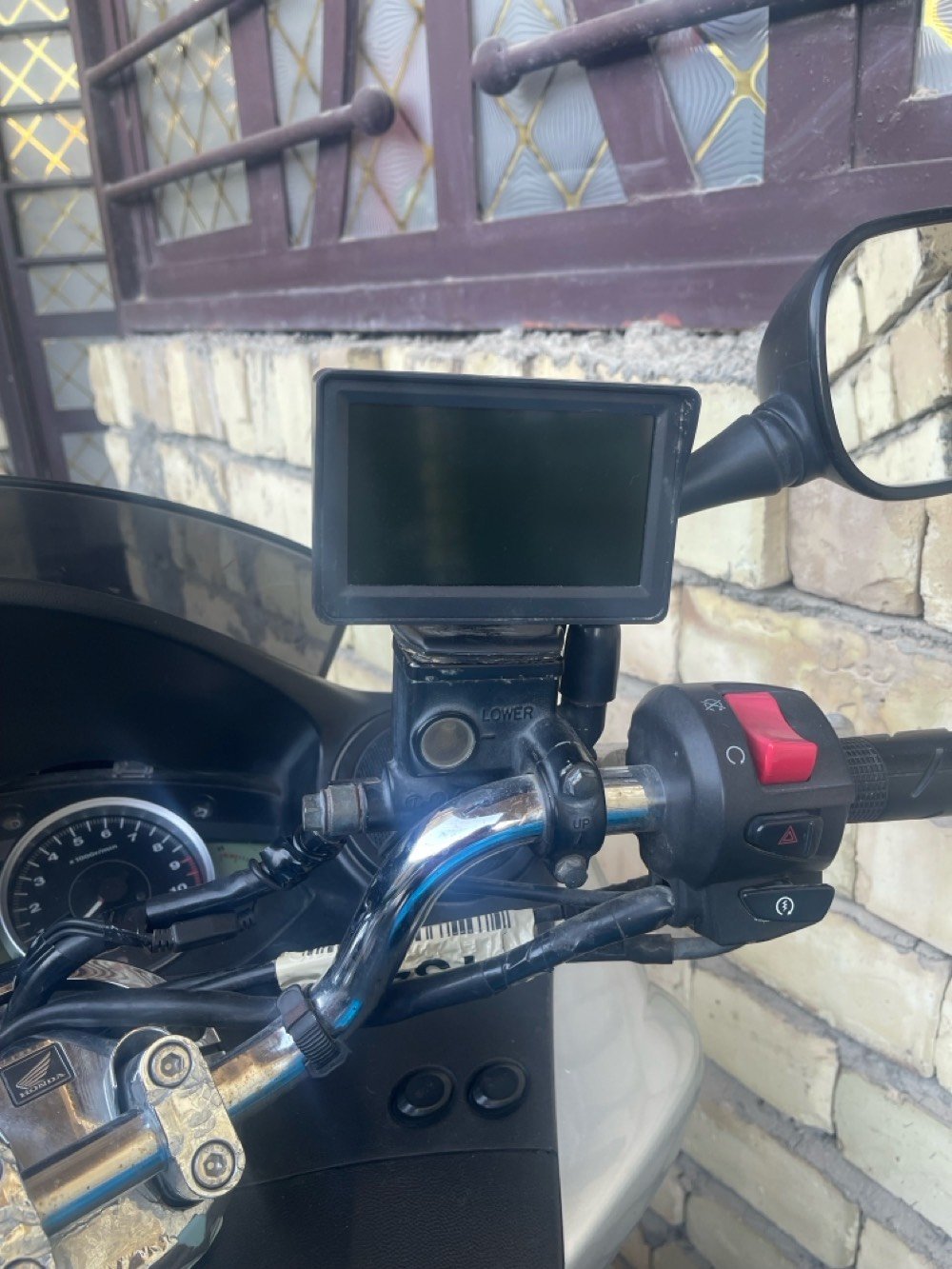 فورزة 010 سبع نمر كير اتو وعادي ويل ذهبي زائد كاميرا وشاشة زائد خوذة وكفوف مع جادر ماشية ٢٠ الف بحالة كير محرك كفالة عامة  المكان بغداد الراشدية ناحية الراشدية سبعة نيسان حي الكوثر   رقم الهاتف *********** بغداد, العراق
