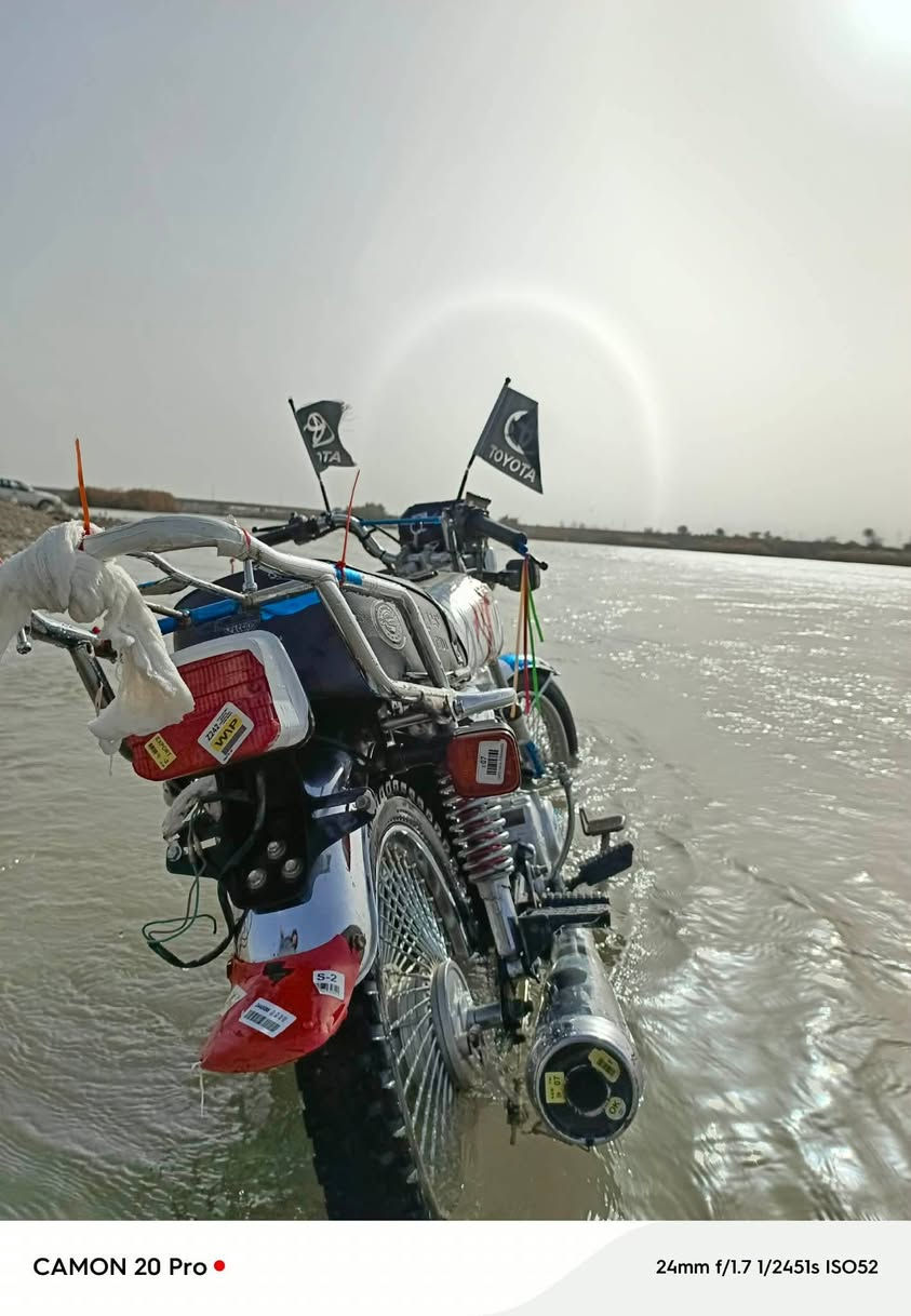 السلام وعليكم دراجه مديل23 لمروس او بيع حسب قناعه ملاحضه بيها خيط تبخير خفيف


**إذا كنت صاحب هذا الإعلان وتريد حذفه لأي سبب، رجاءا أرسل رسالة إلى الدعم الفني**