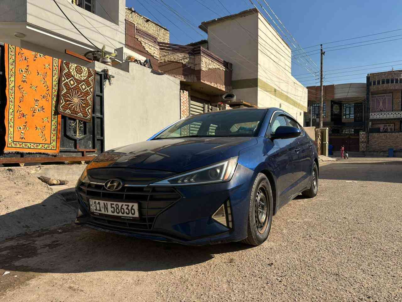 مرخصة الادمن 
موصفات عادية سيارة رقم بغداد انكليزي بسمي 
محرك 2000 دوش 
كير اي تي كير
 محرك صدر تبريد تخم تاير 
سيارة كلش نضيفة او جاهزة
 حادثة بس دعامية هنا بعراق صار بيهة شخط بدراجة علةً طول صفحة او نضربت كلير صحفت اليمنة 
بدون تبديل بدون ايرباك سيارة كلهة ليبل واحد
 السعر135 وبيهة مجال 
مكاني بغداد زعفرانية رقمي ***********
