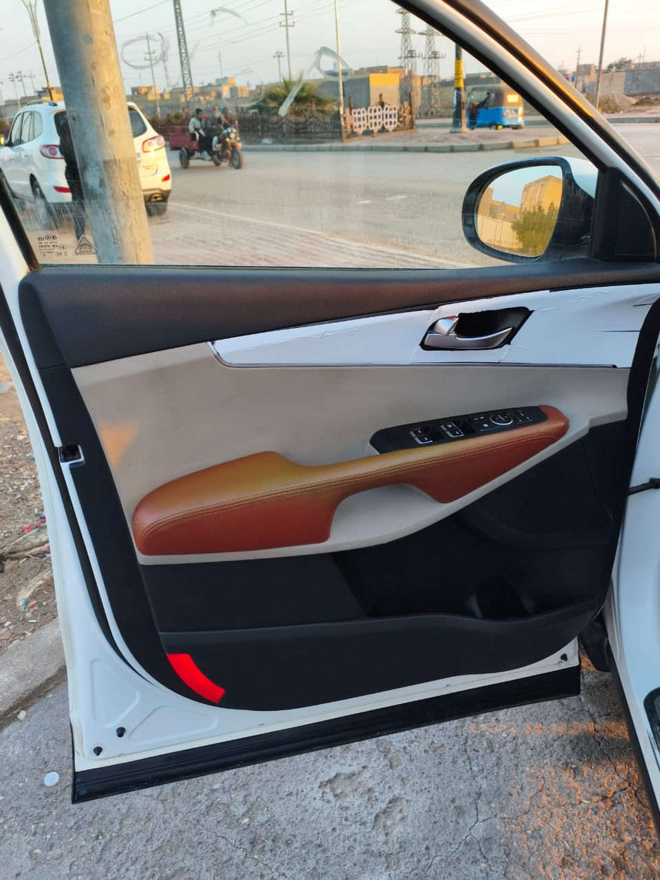 السلام عليكم سورنتو2020مكفوله ماعدا شبر بارد بل الباب الأيمن السعر ٢٦٥ /***********
