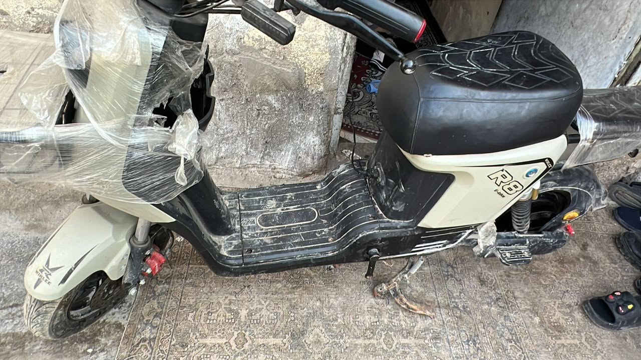 دراجه نظيفه ار ثمانيه سعر 300 قفل.   ***********
